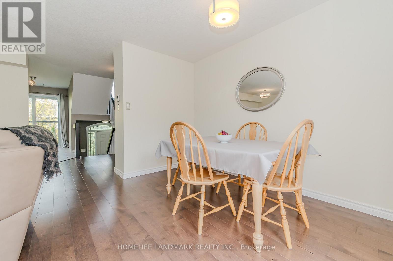 7 Whitehall Lane, Cambridge, ON