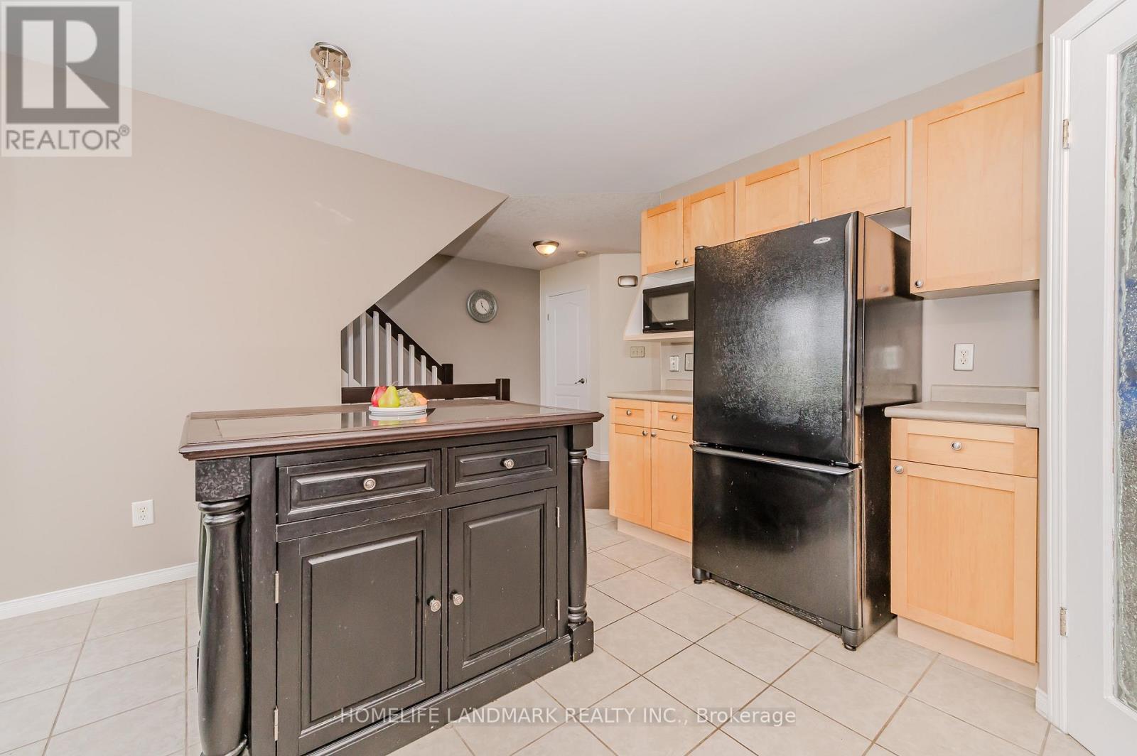 7 Whitehall Lane, Cambridge, ON