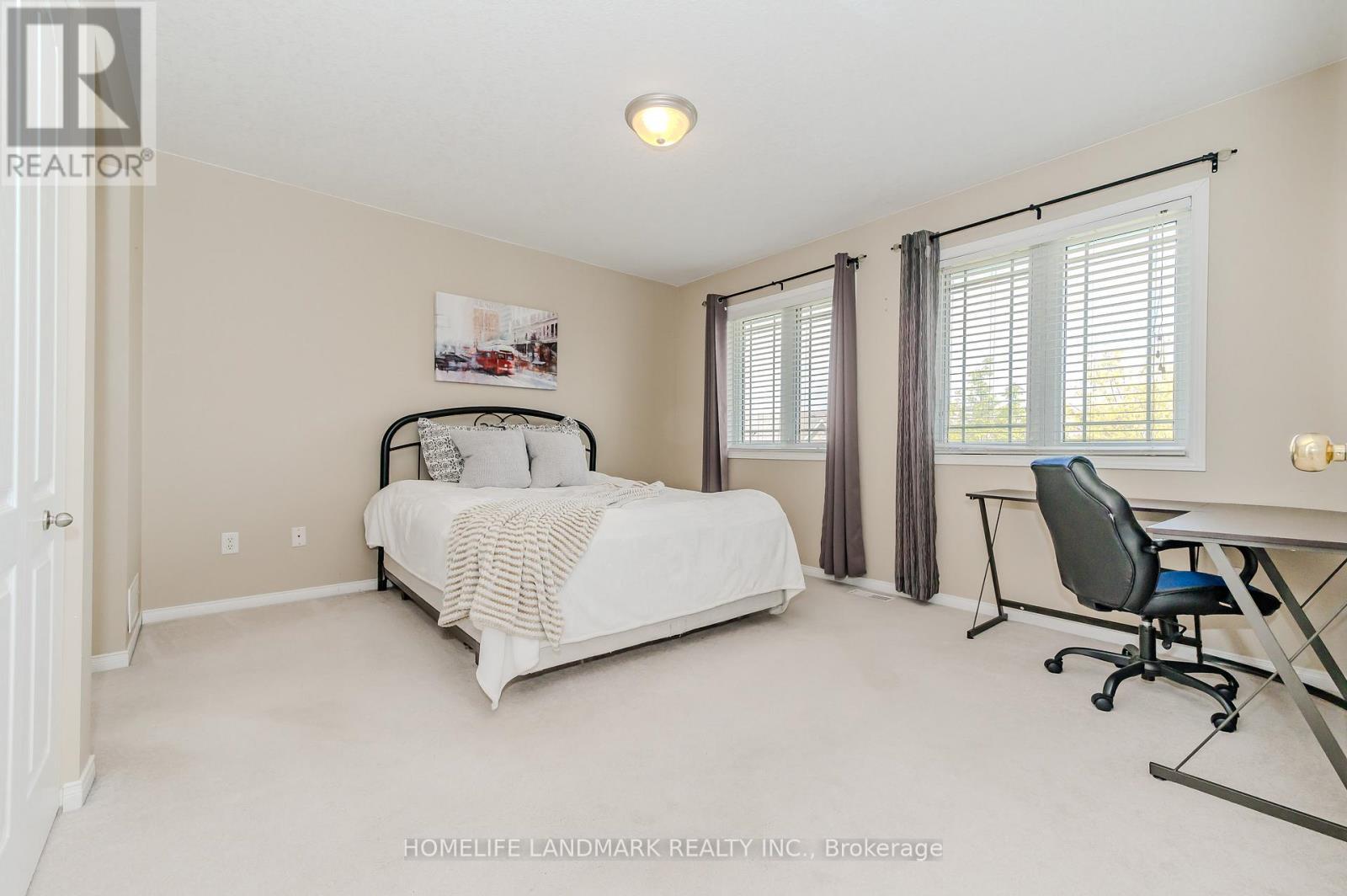 7 Whitehall Lane, Cambridge, ON