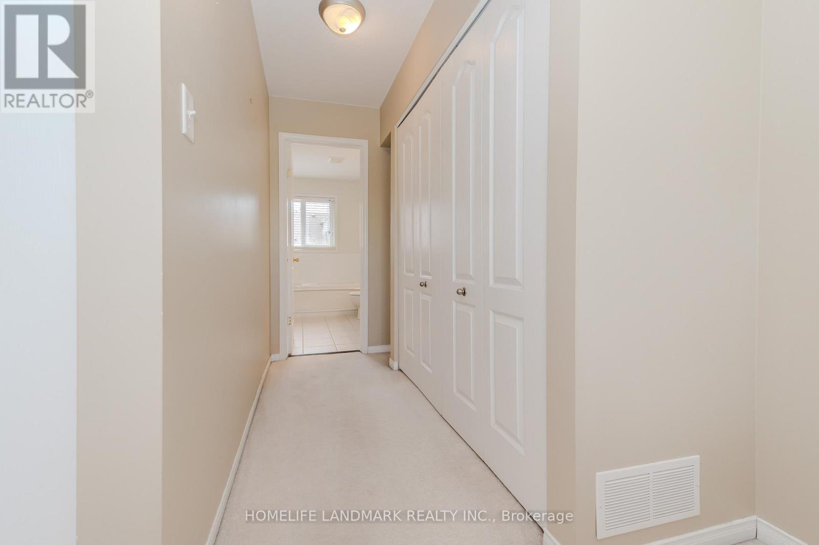 7 Whitehall Lane, Cambridge, ON