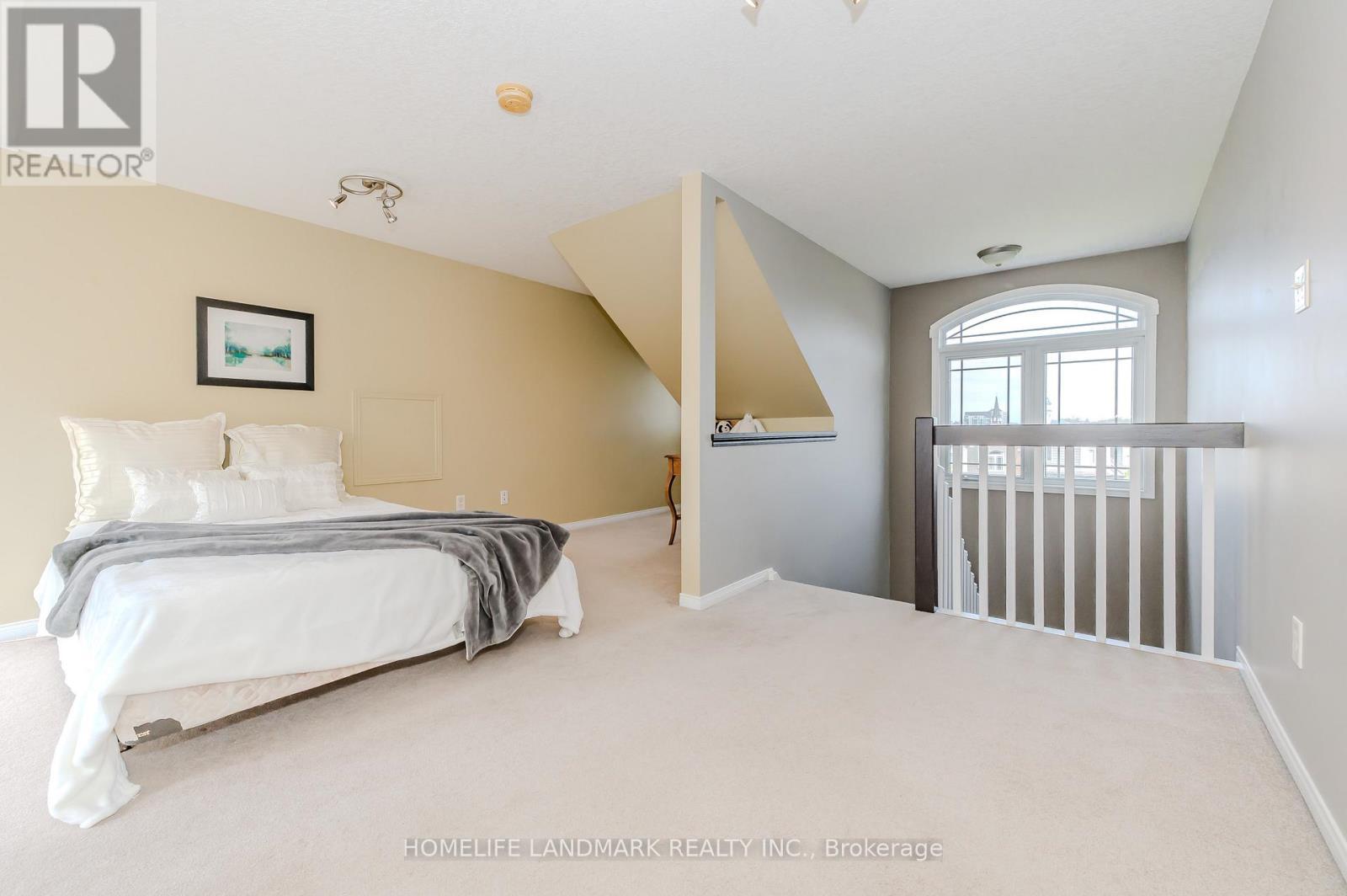 7 Whitehall Lane, Cambridge, ON