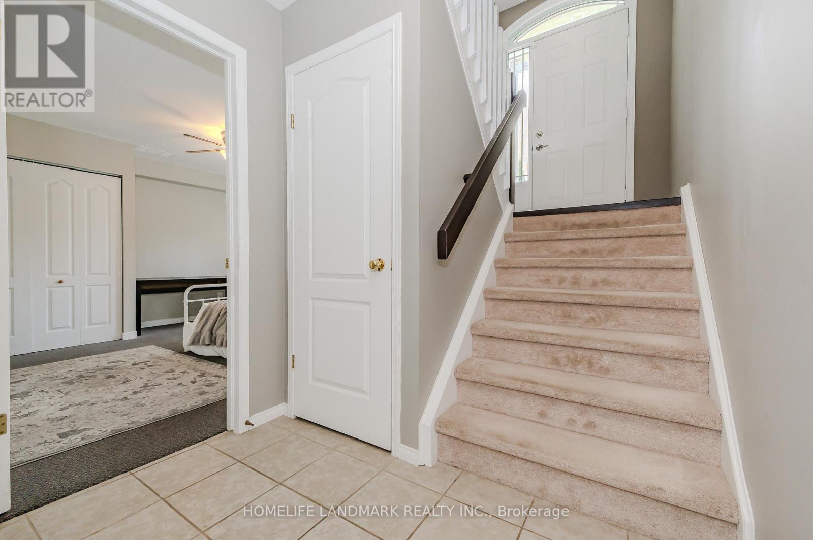 7 Whitehall Lane, Cambridge, ON