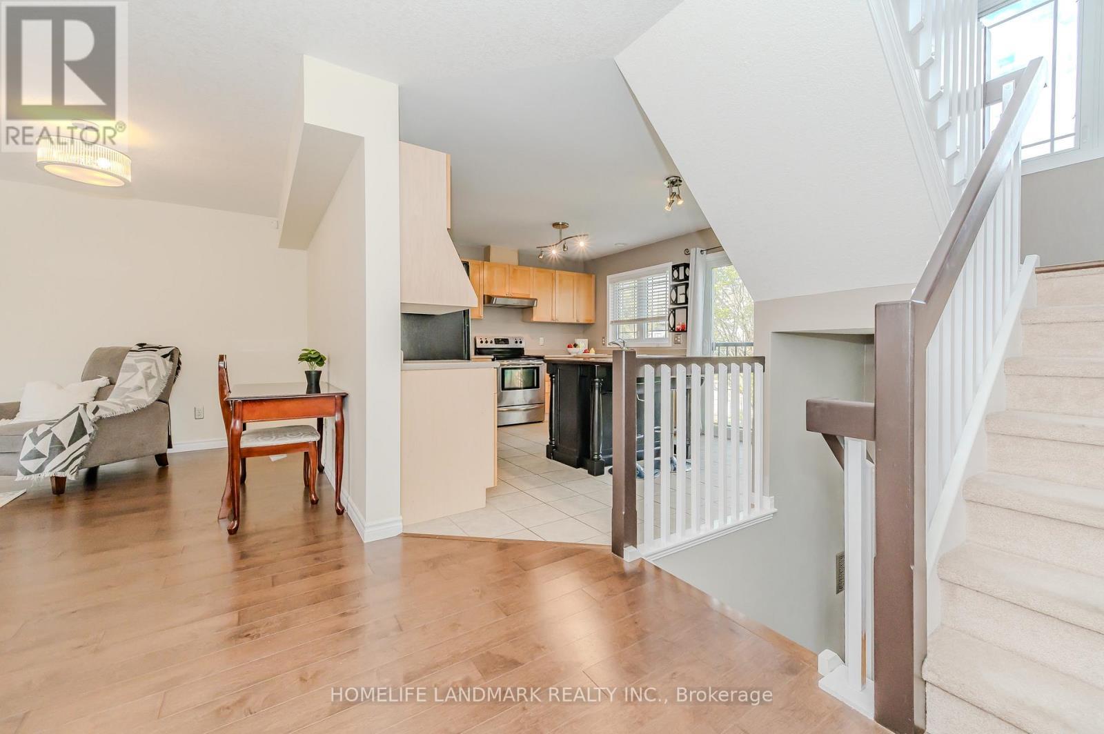 7 Whitehall Lane, Cambridge, ON