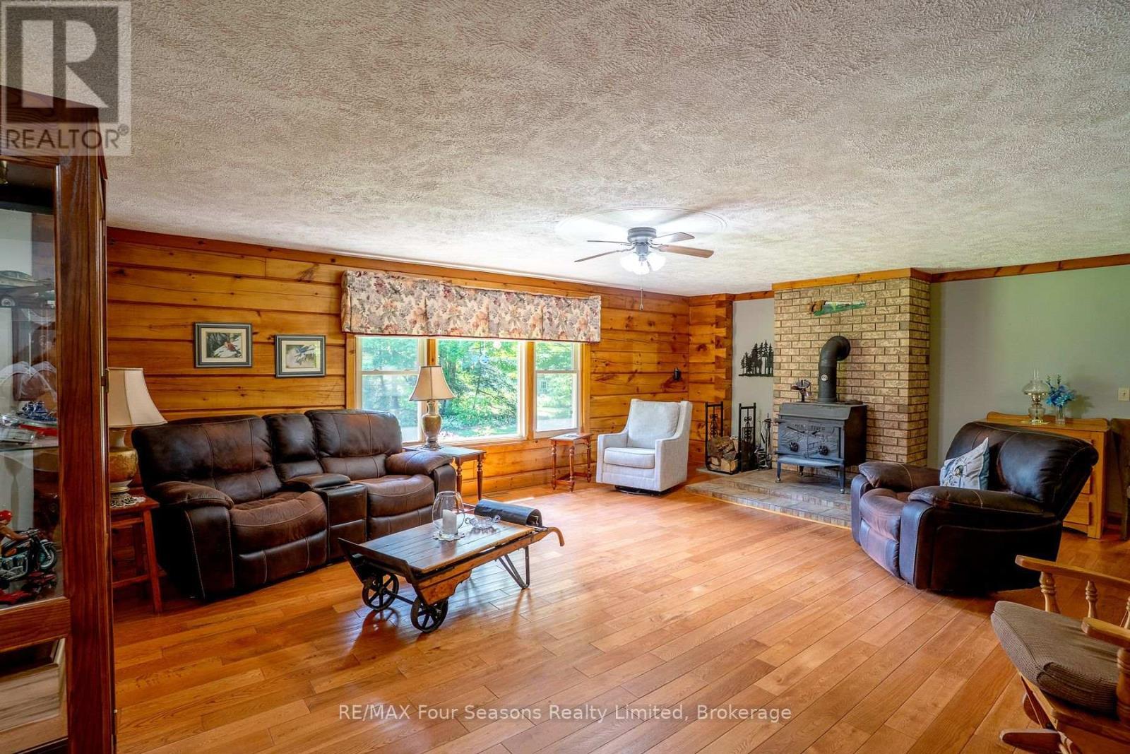 600072 50 Side Road S, Chatsworth, ON