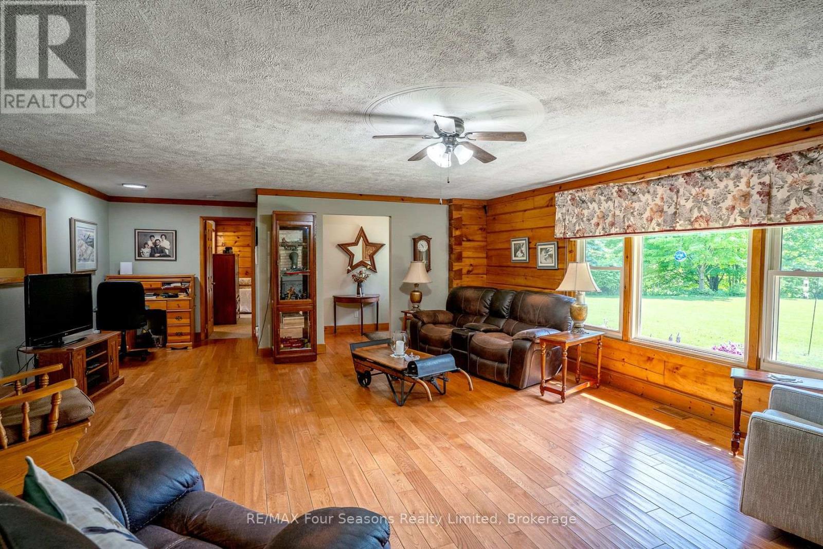 600072 50 Side Road S, Chatsworth, ON