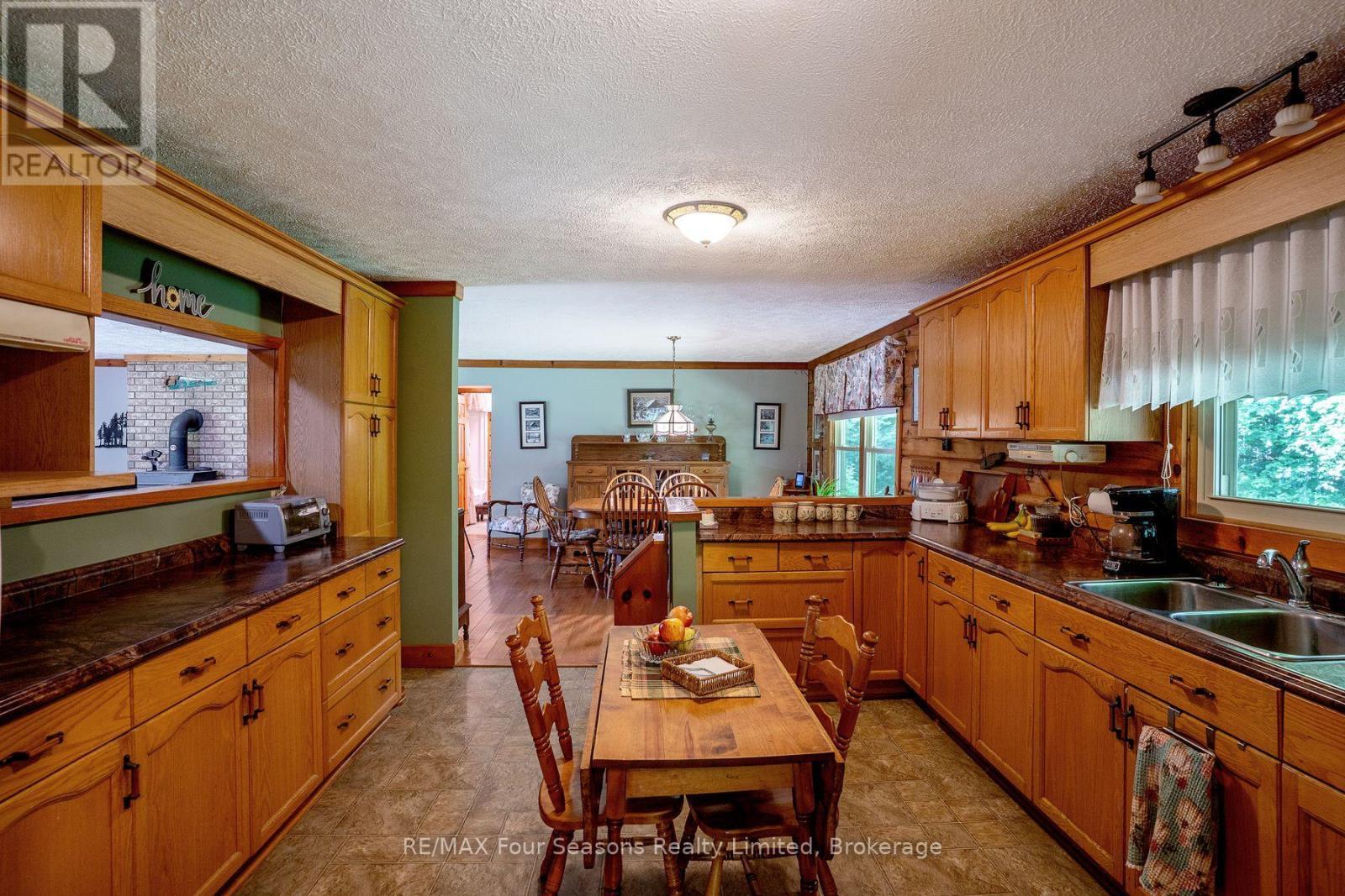 600072 50 Side Road S, Chatsworth, ON