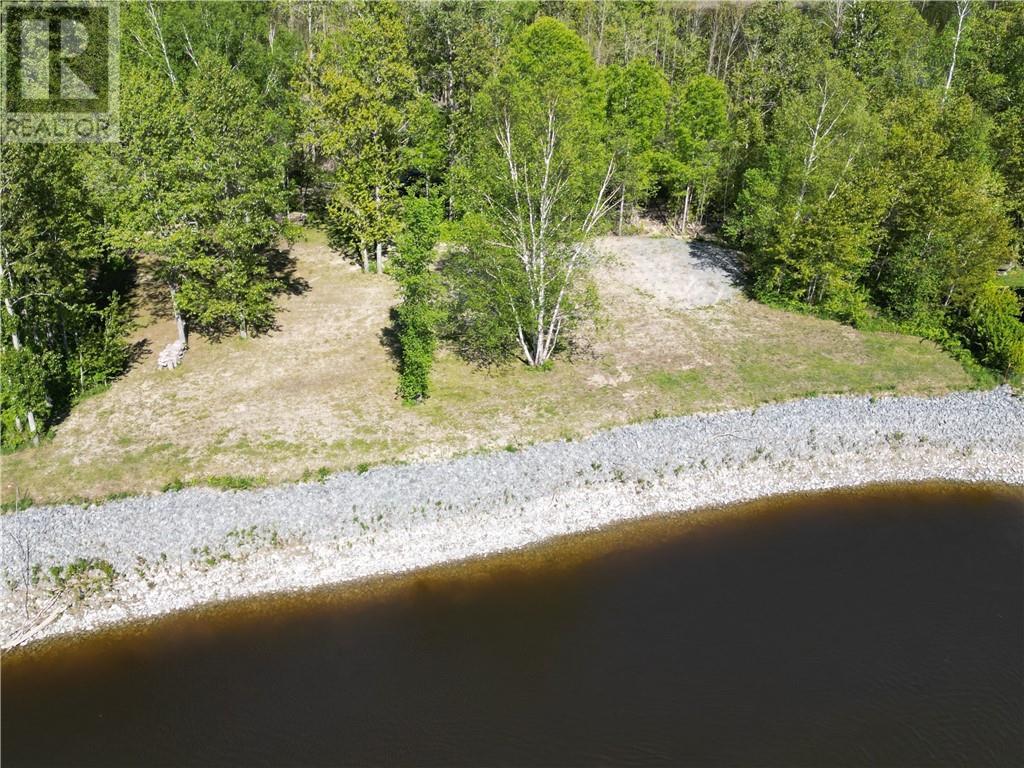 1789 Highway 575, Field, ON