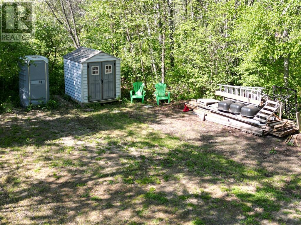 1789 Highway 575, Field, ON