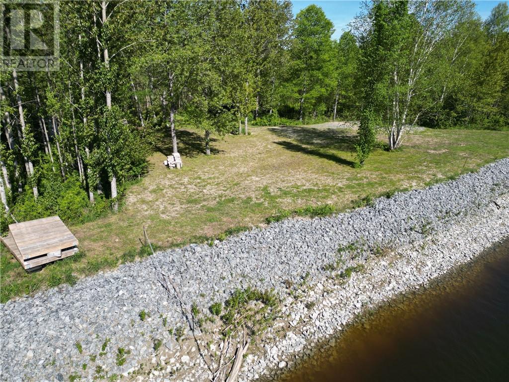1789 Highway 575, Field, ON