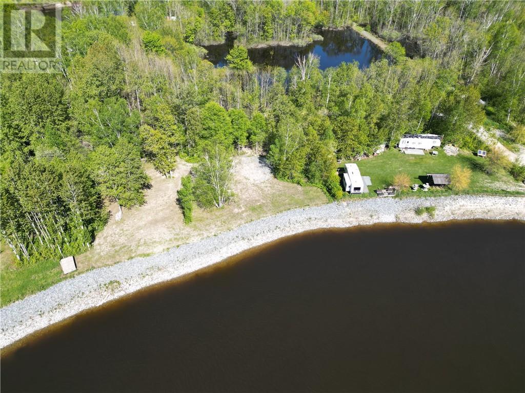 1789 Highway 575, Field, ON