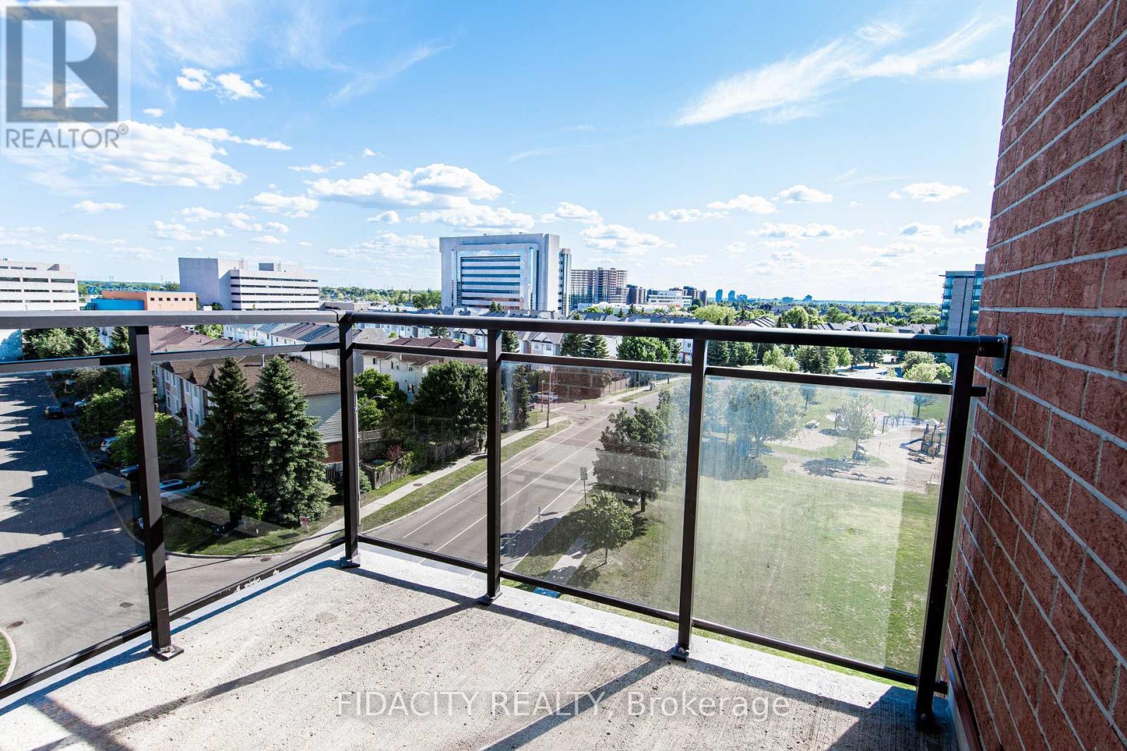 7N - 310 Central Park Drive, Ottawa, ON