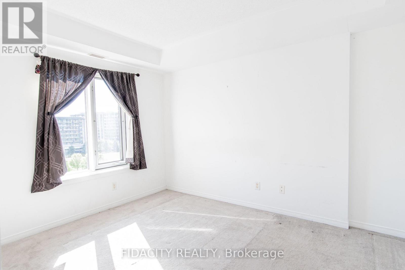 7N - 310 Central Park Drive, Ottawa, ON