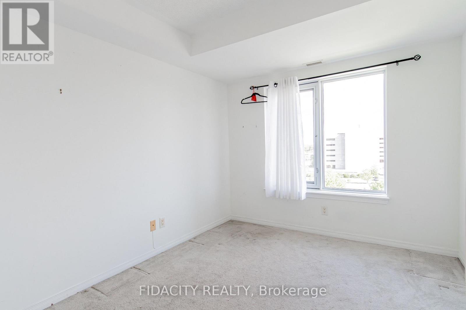 7N - 310 Central Park Drive, Ottawa, ON