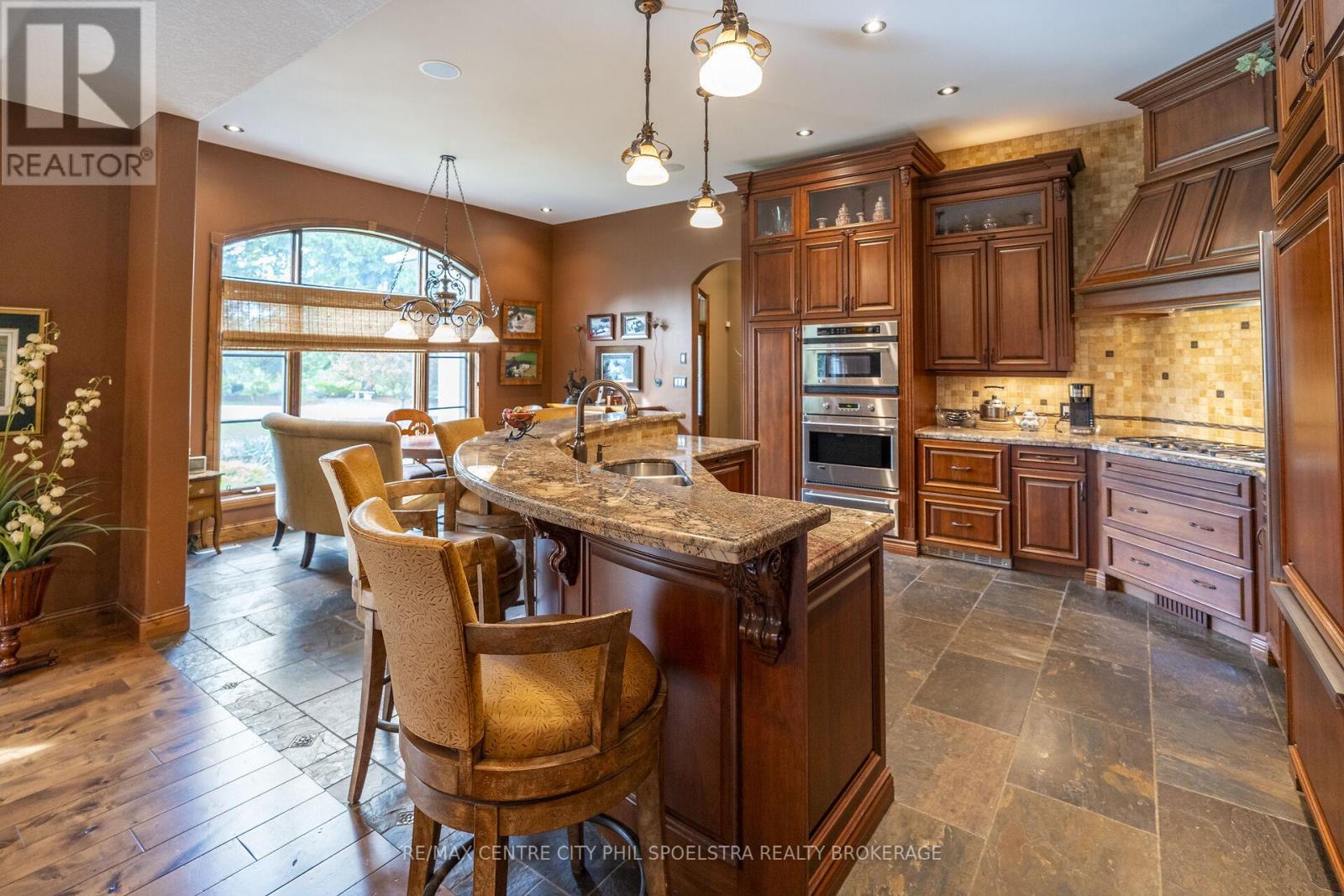544423 Clarke Road, South-West Oxford, ON