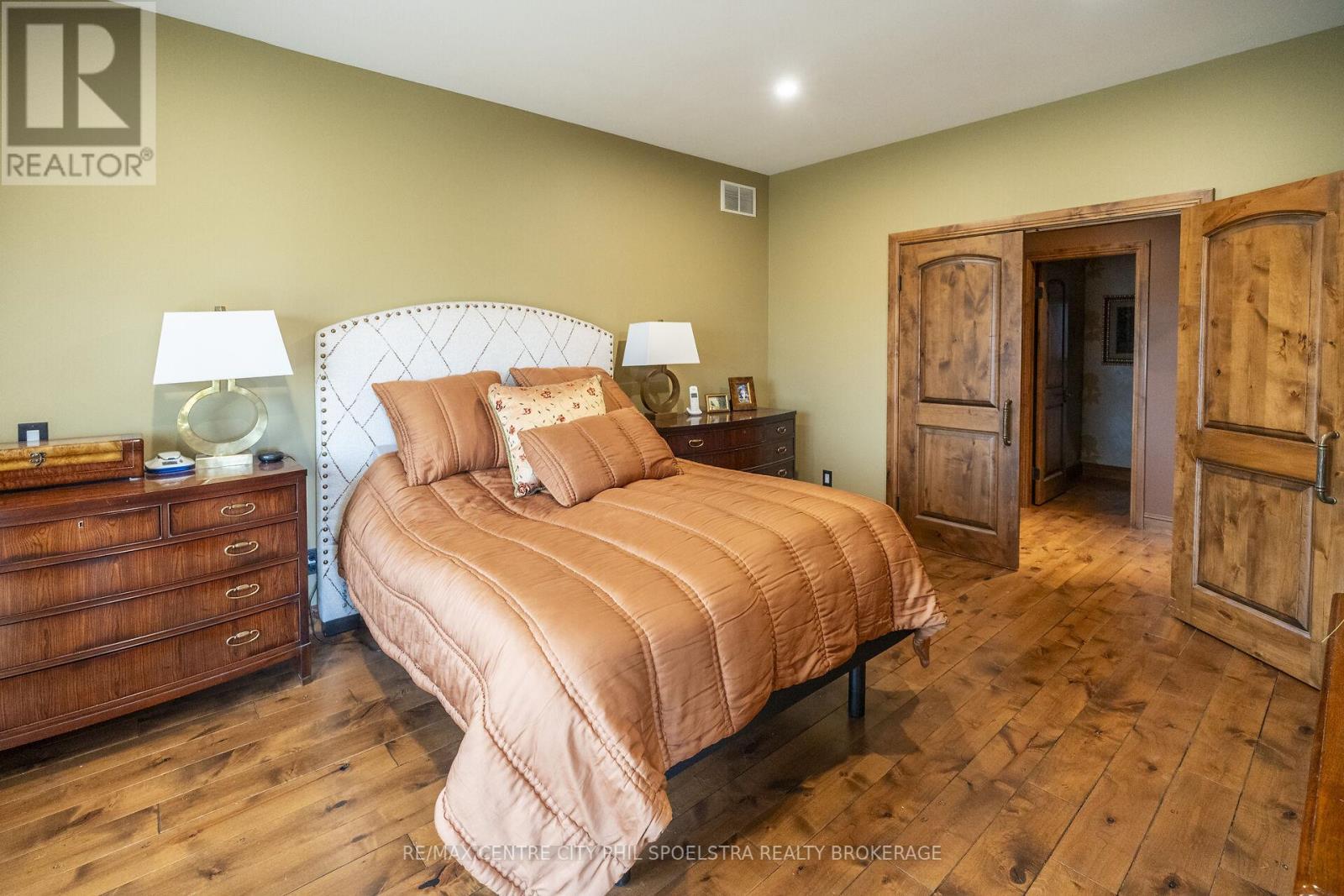 544423 Clarke Road, South-West Oxford, ON