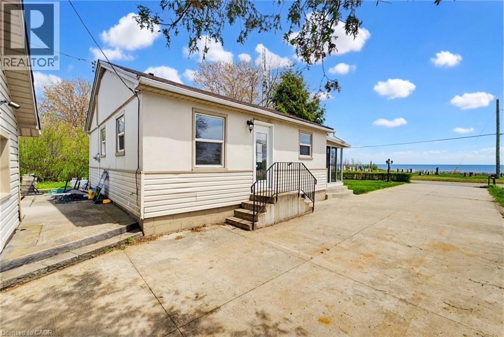 2721 North Shore Road, Lowbanks, ON - Outdoor