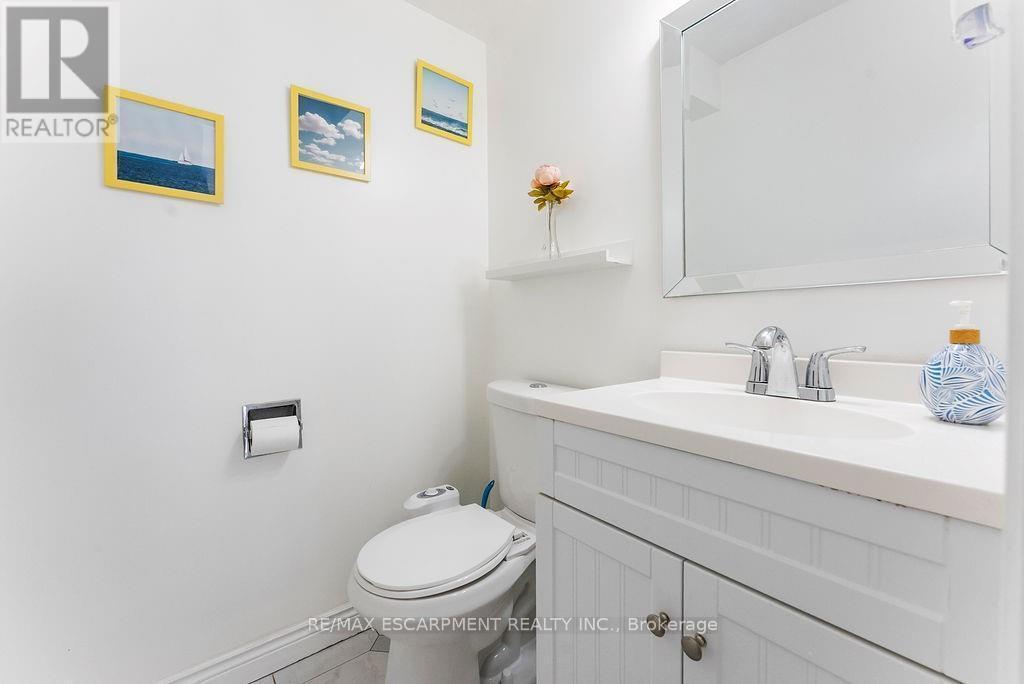 113 Greenshire Drive, Hamilton, ON