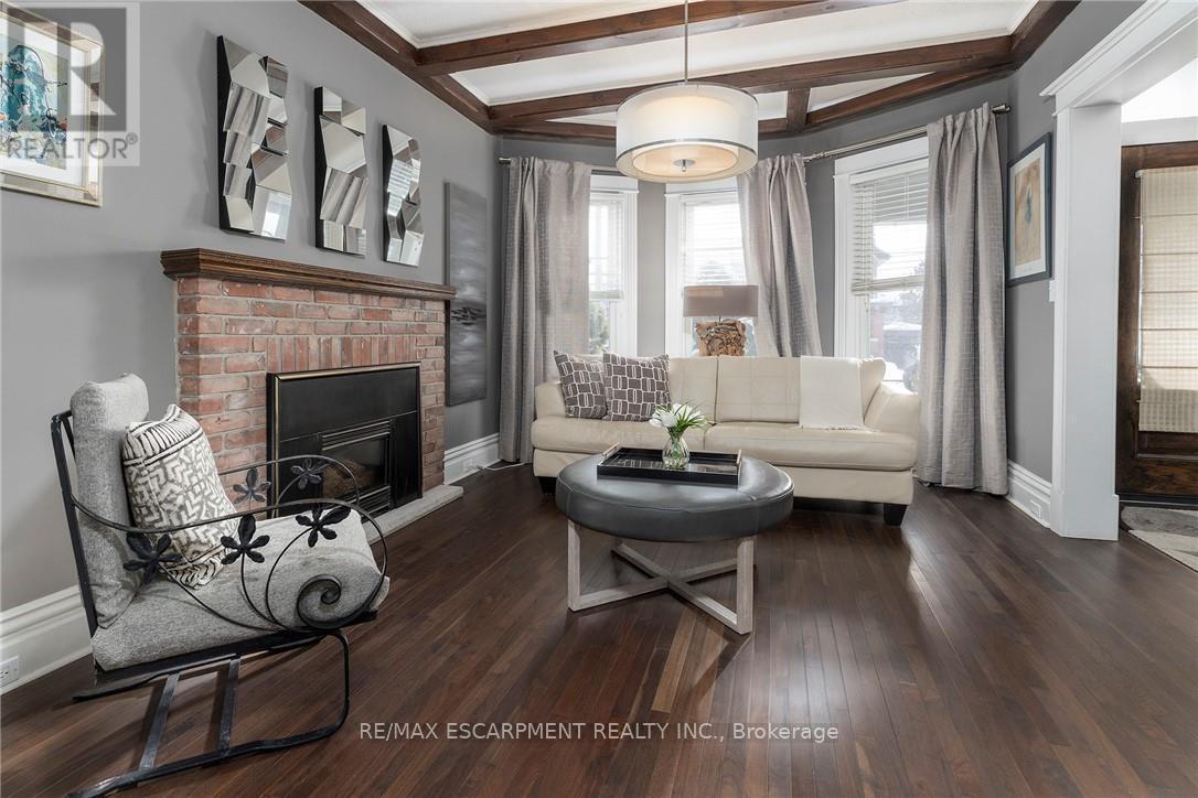 47 Mountain Park Avenue, Hamilton, ON