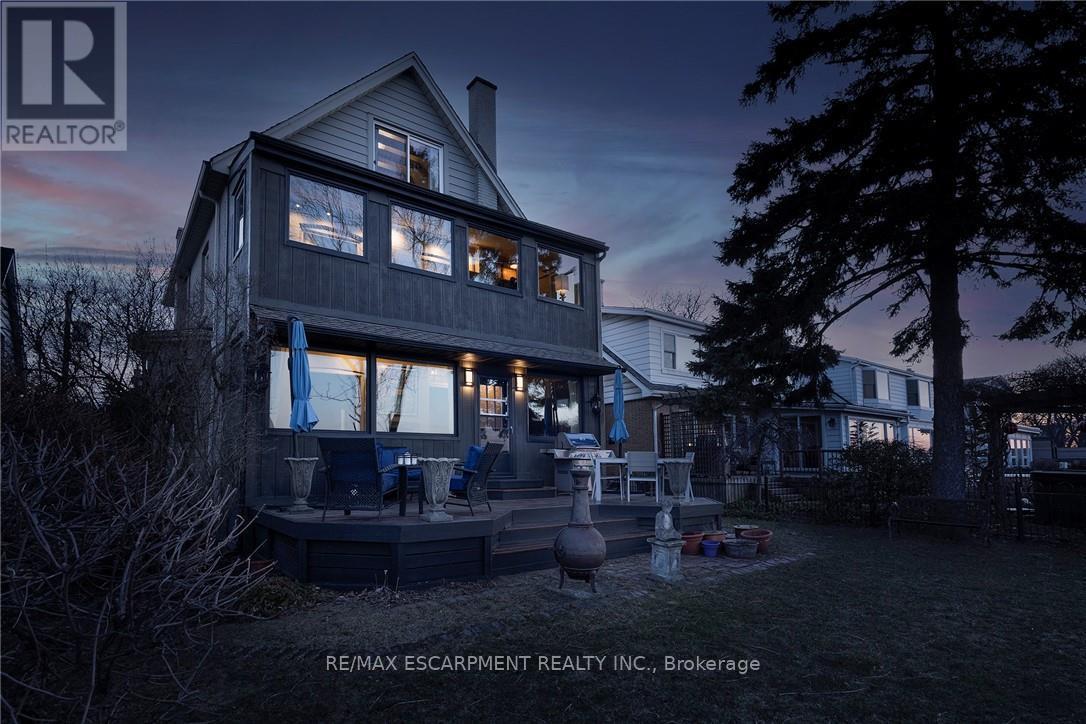 47 Mountain Park Avenue, Hamilton, ON