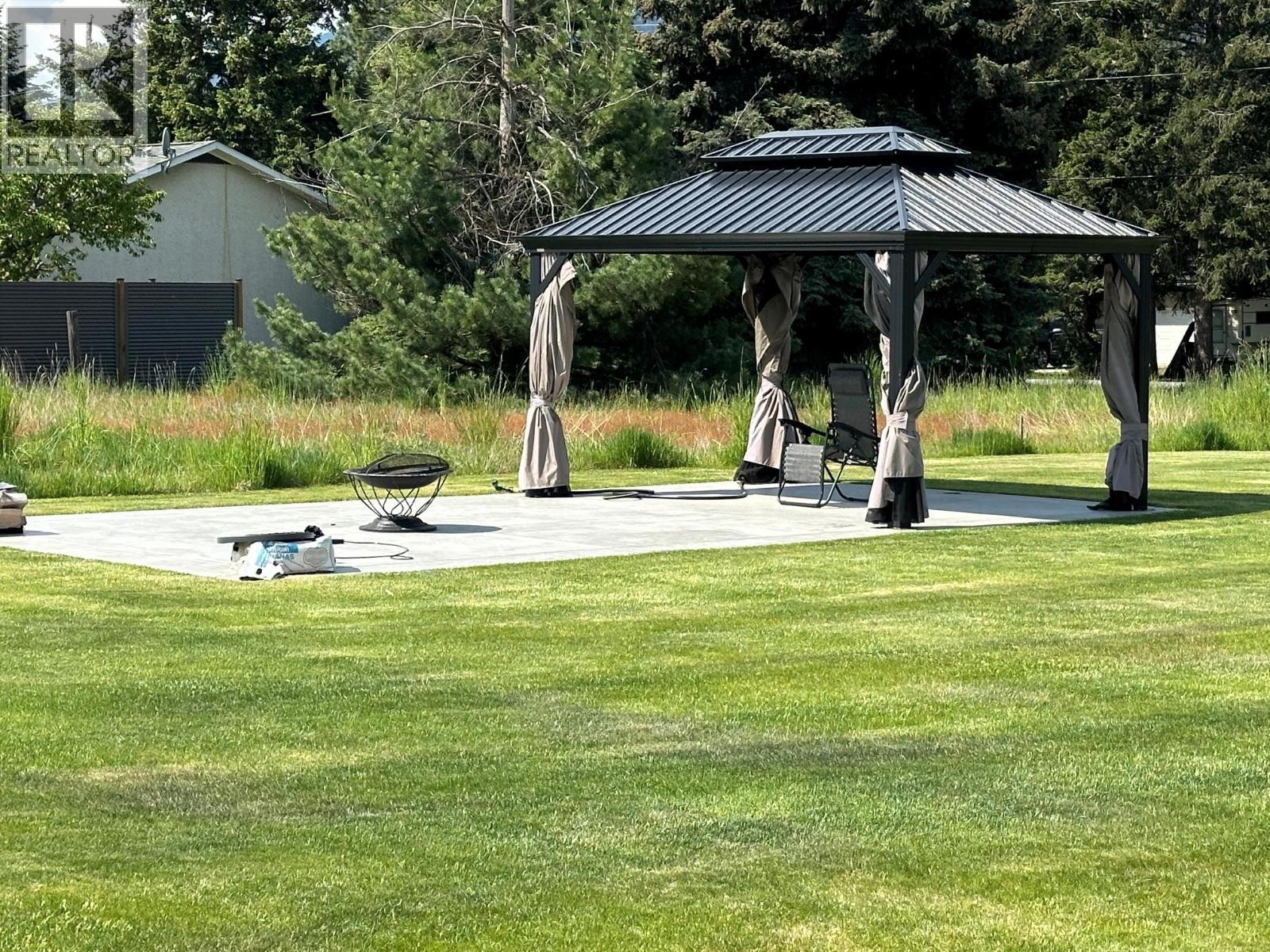 928 Waterloo Crescent, Castlegar, BC