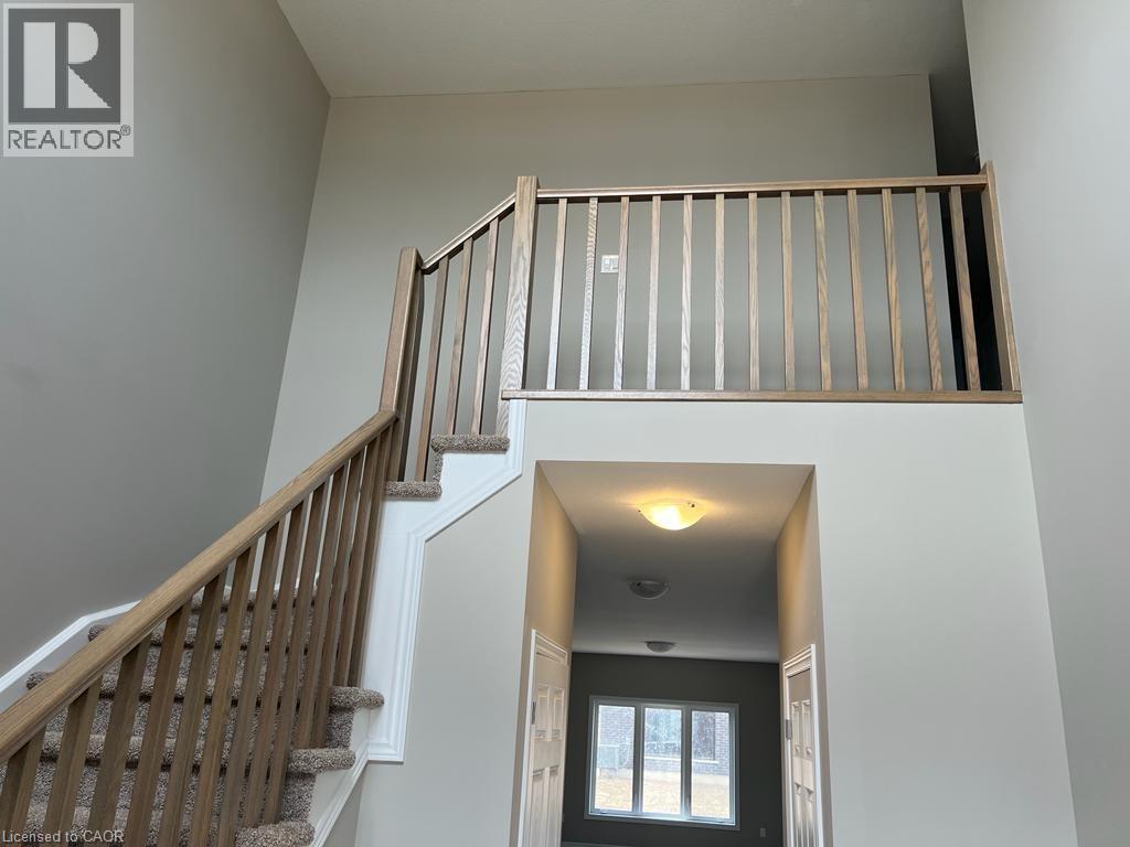 10 Sugar Trail, Kitchener, ON