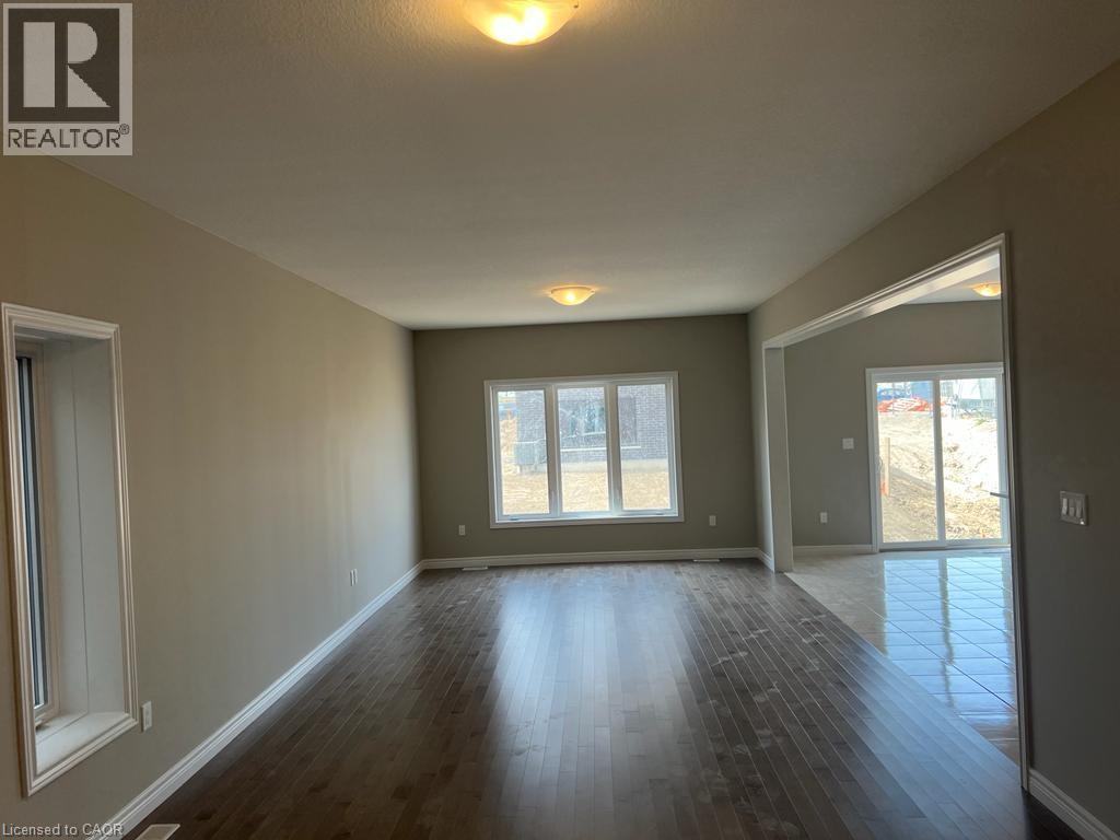 10 Sugar Trail, Kitchener, ON