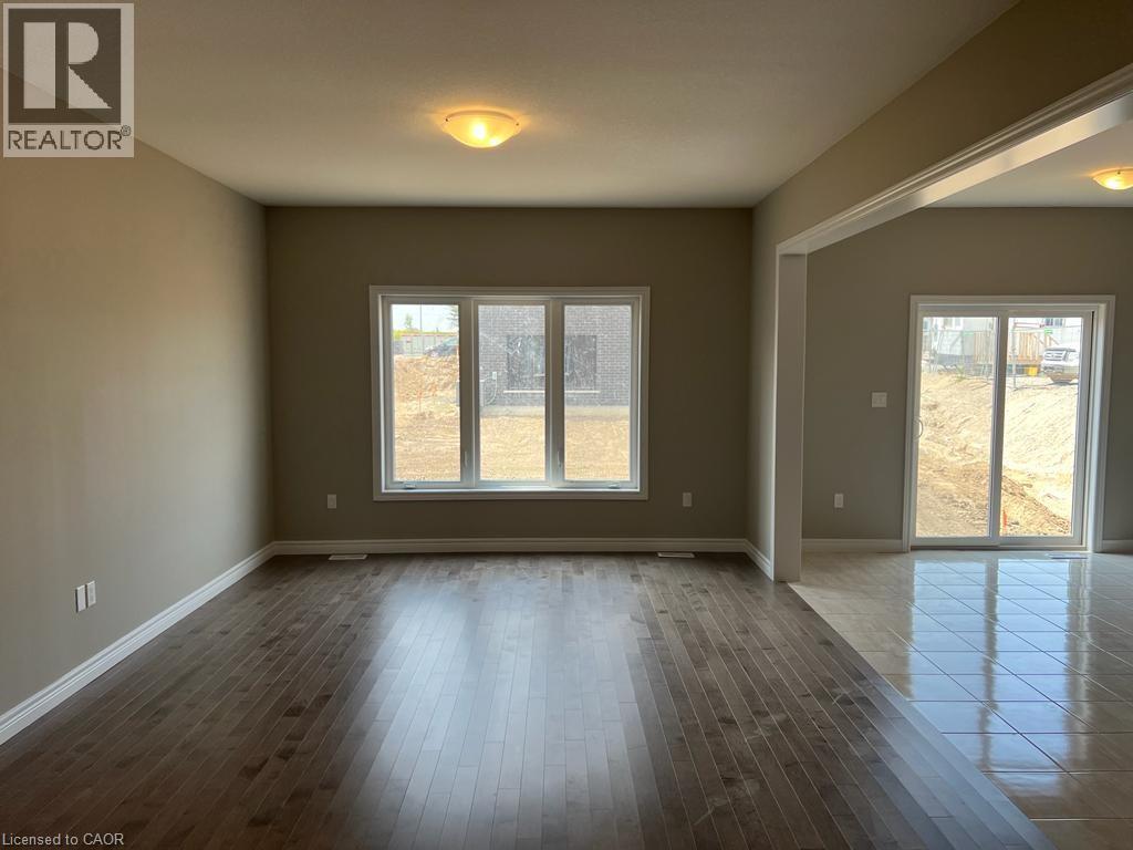 10 Sugar Trail, Kitchener, ON