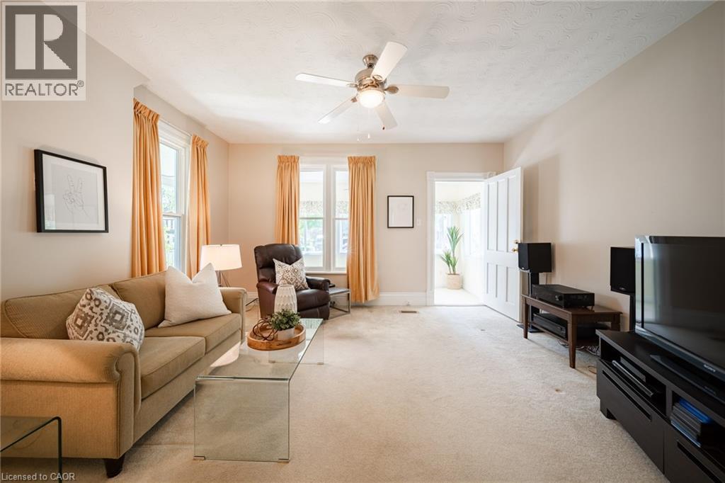 473 Nelson Avenue, Burlington, ON