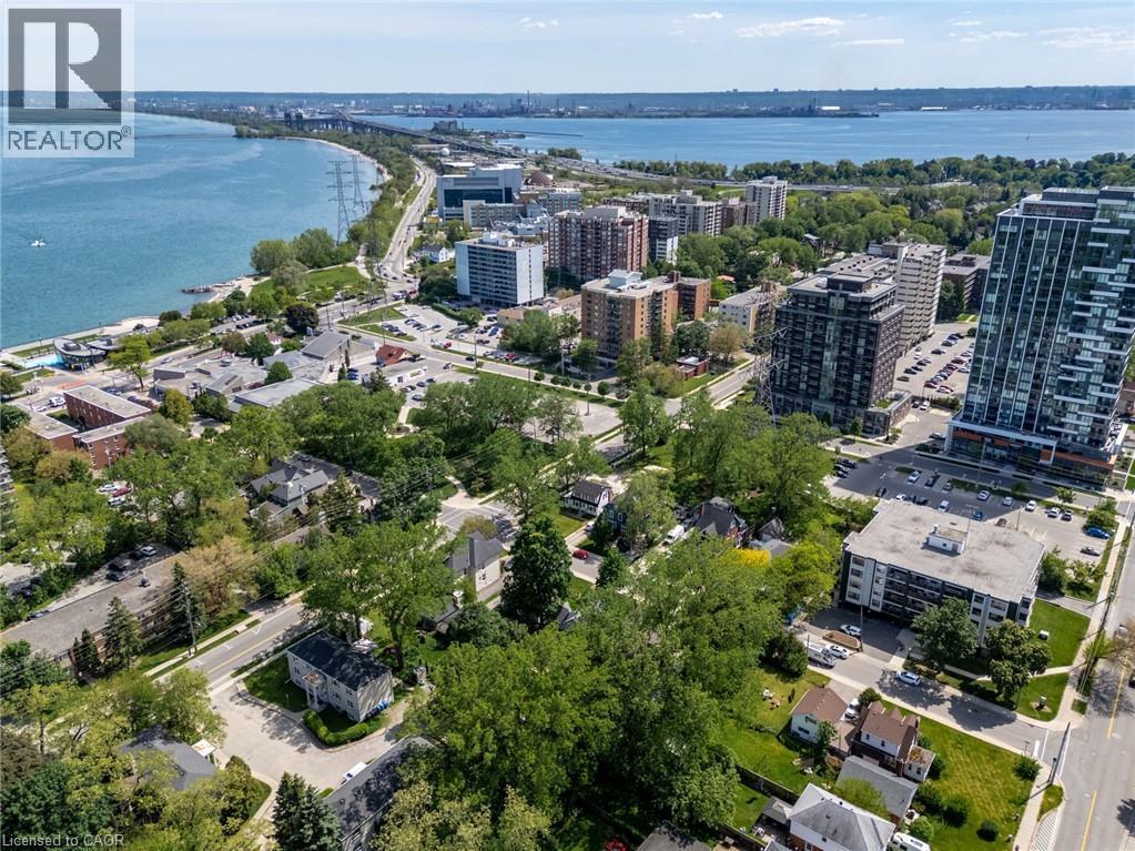 473 Nelson Avenue, Burlington, ON
