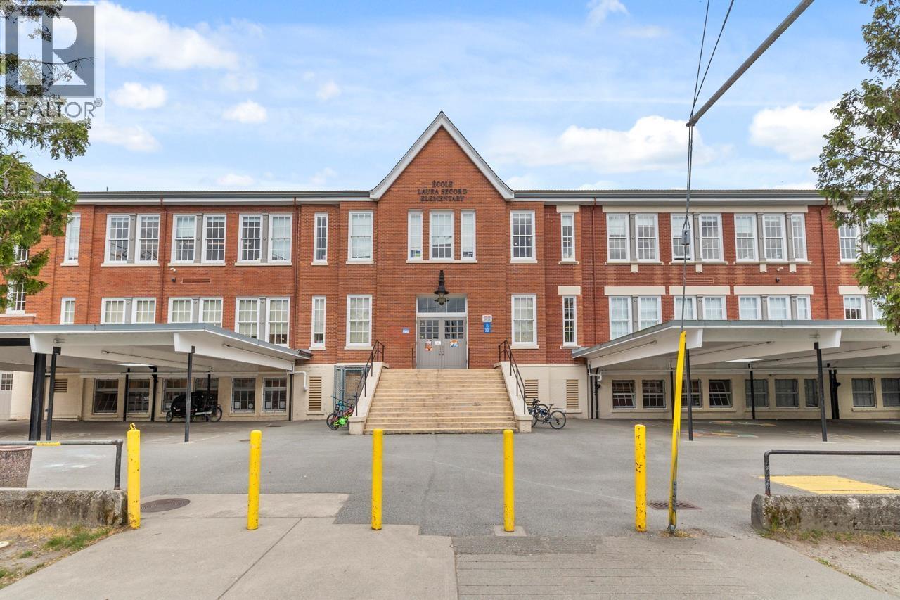 2036 E Broadway, Vancouver, BC