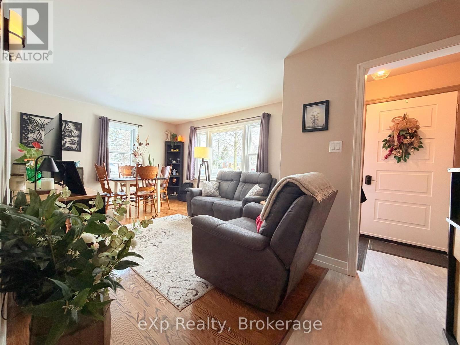 1043 9 Highway, South Bruce, ON