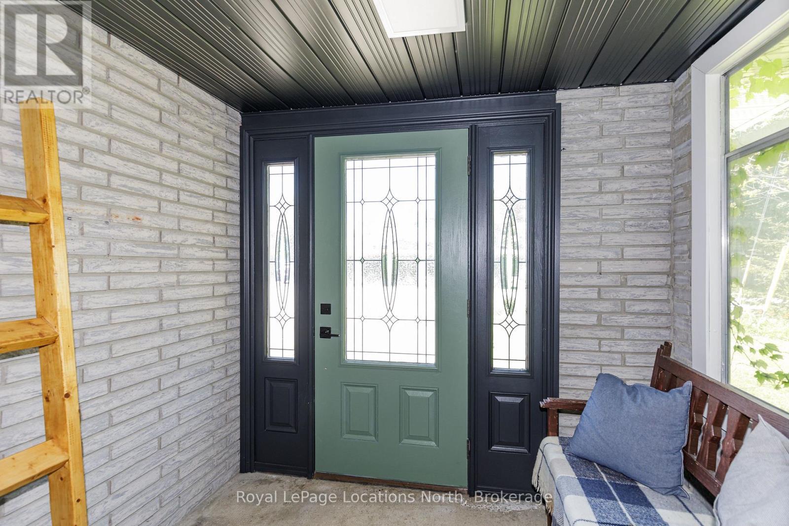 131 Albert Street, Collingwood, ON - Outdoor With Exterior
