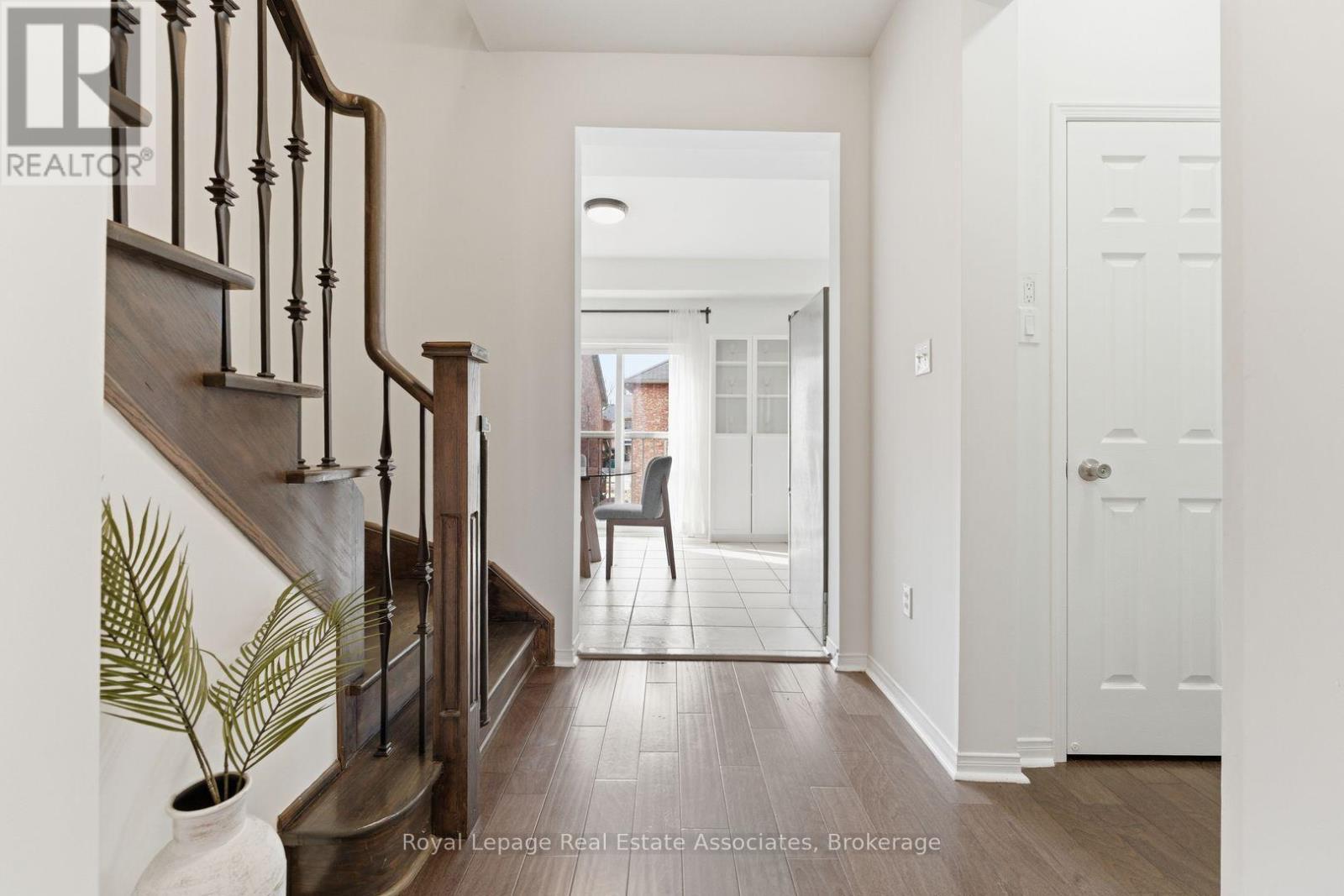647 Courtney Valley Road, Mississauga, ON - Indoor Photo Showing Other Room
