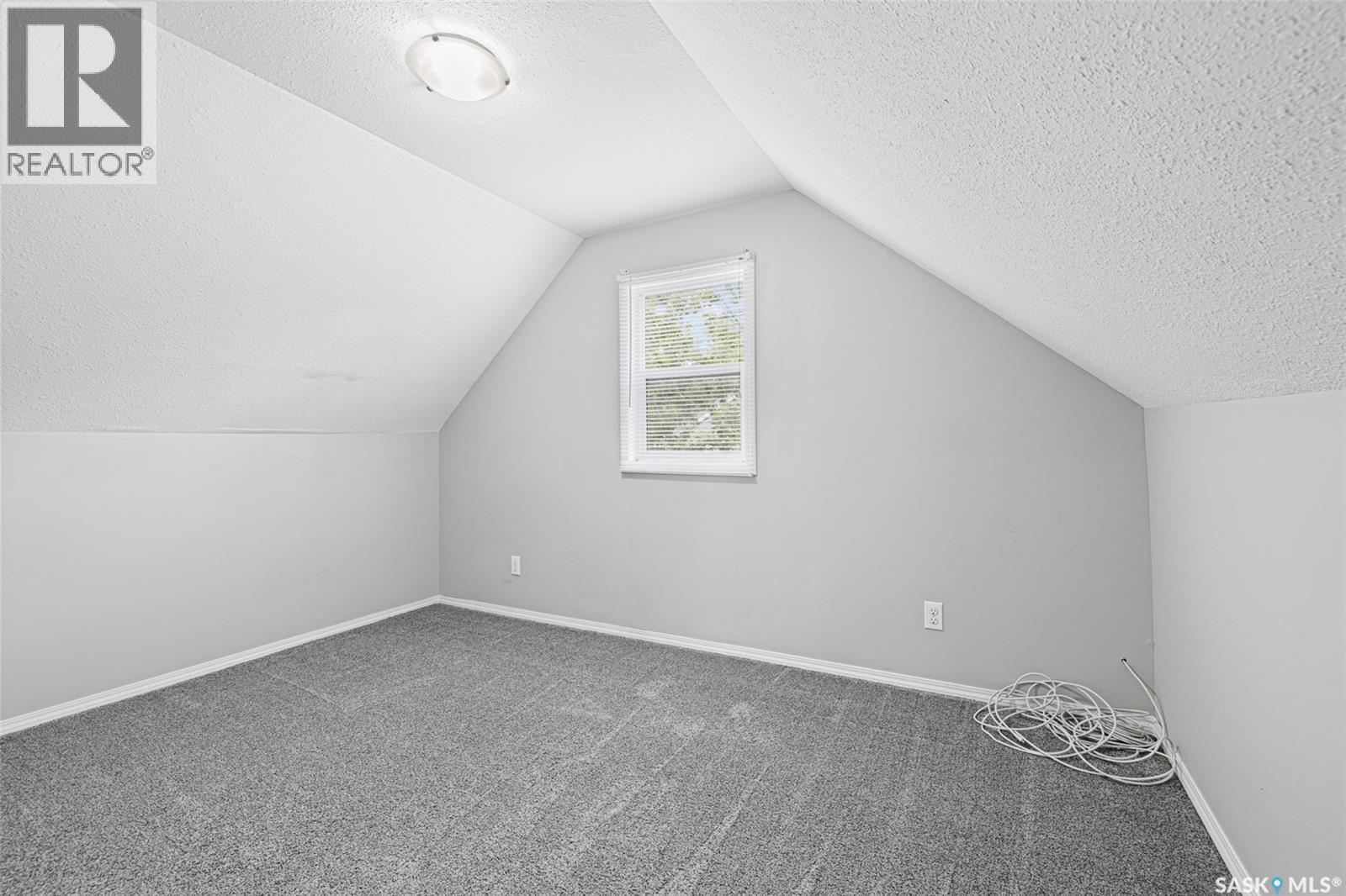33 Merritt Crescent, Regina, SK - Indoor Photo Showing Other Room