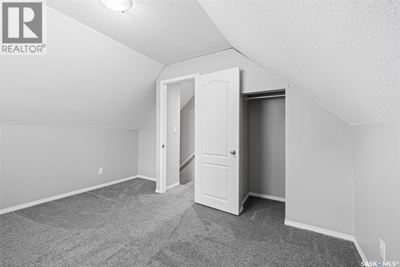 33 Merritt Crescent, Regina, SK - Indoor Photo Showing Other Room