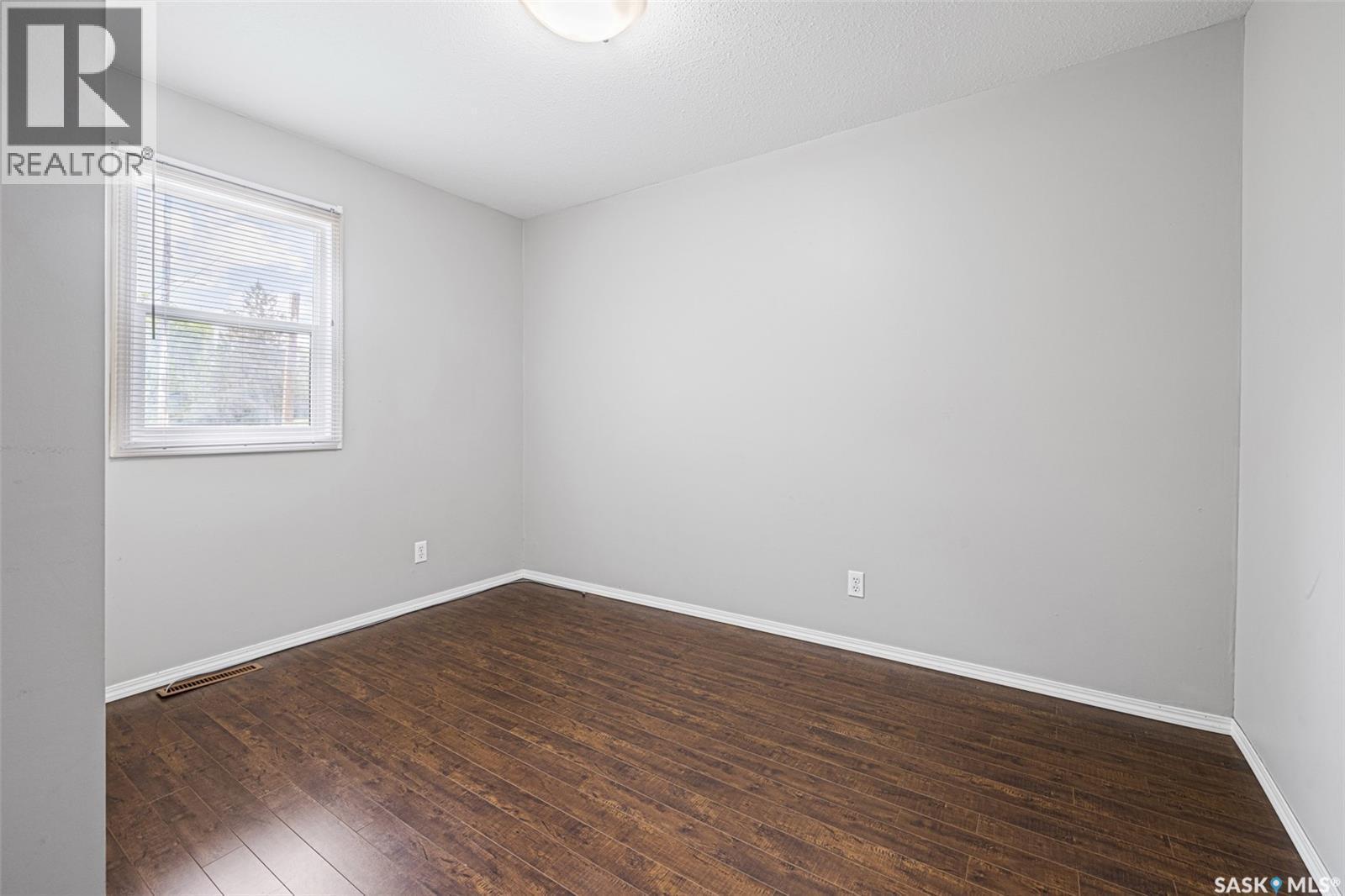 33 Merritt Crescent, Regina, SK - Indoor Photo Showing Other Room