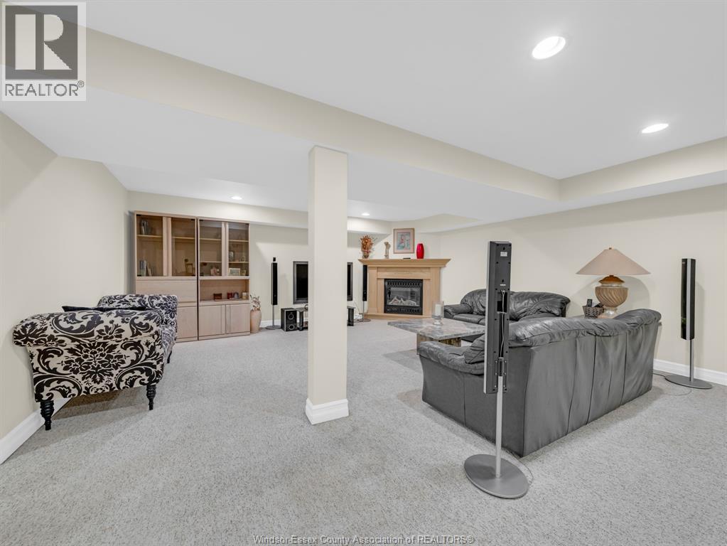 1630 Naples Crescent, Lasalle, ON