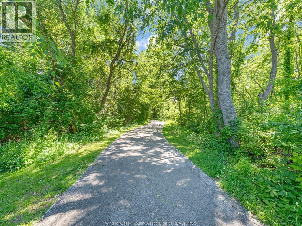 1630 Naples Crescent, Lasalle, ON