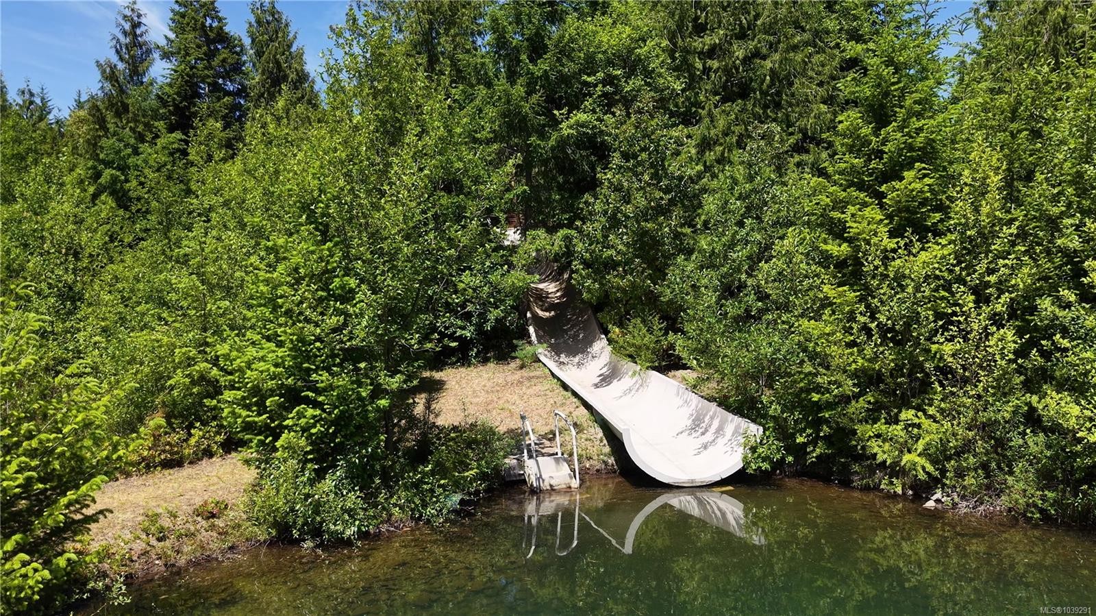 1680 Peligren Pl, Qualicum Beach, BC