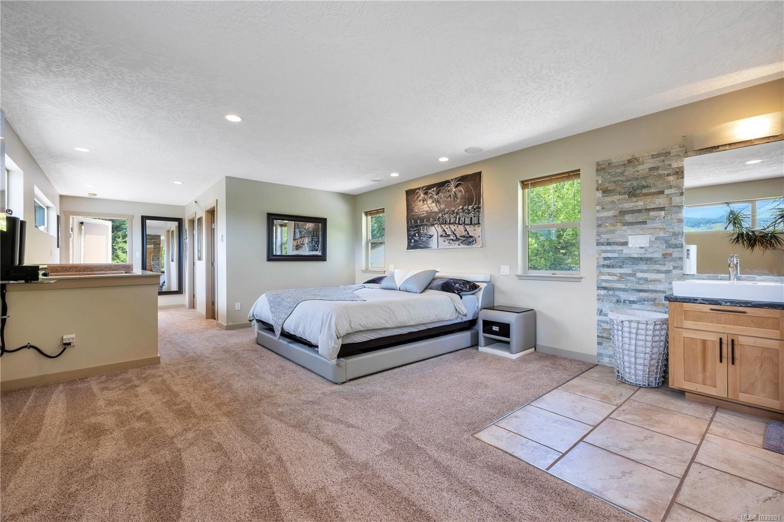 1680 Peligren Pl, Qualicum Beach, BC