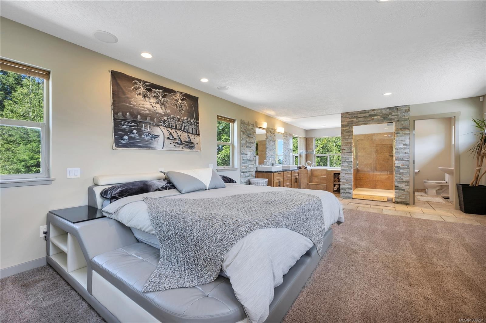 1680 Peligren Pl, Qualicum Beach, BC