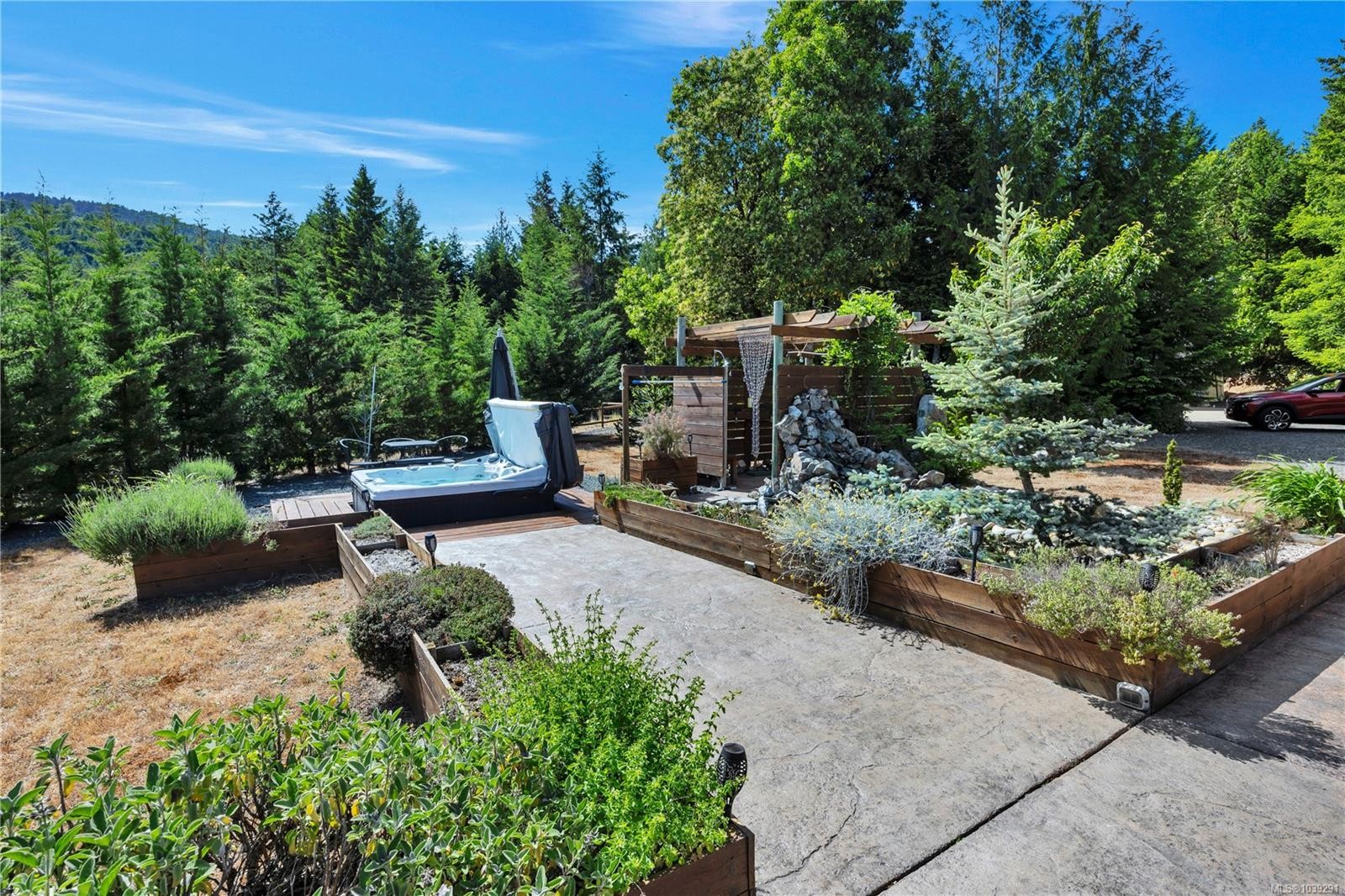 1680 Peligren Pl, Qualicum Beach, BC