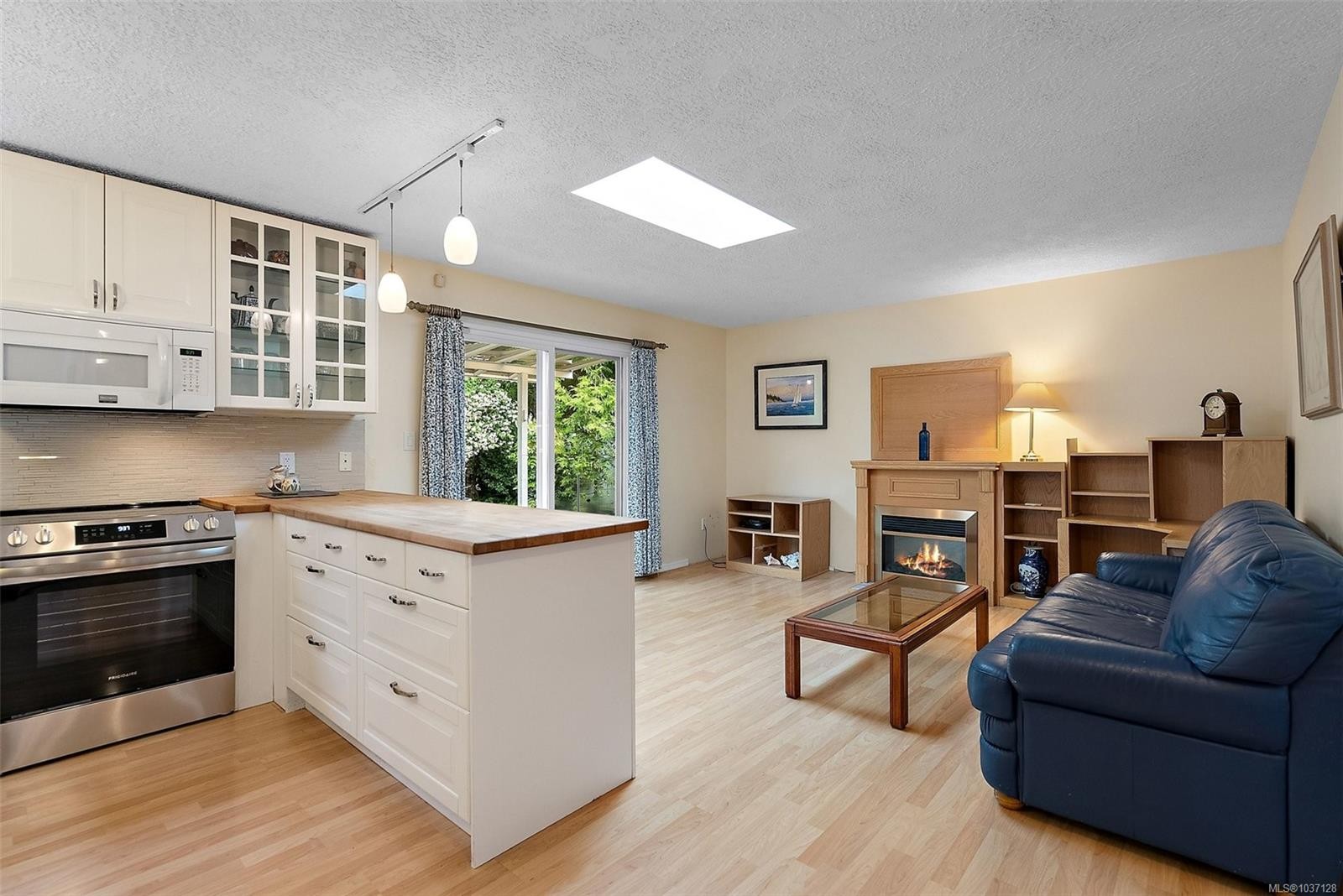 2428 Marlene Dr, Colwood, BC