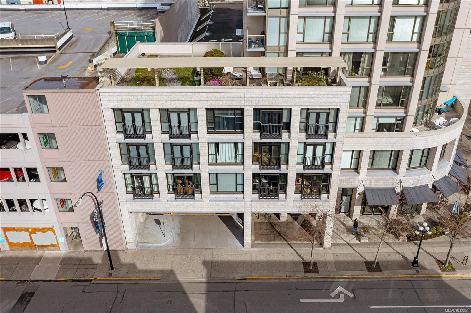 #204-760 Johnson St, Victoria, BC