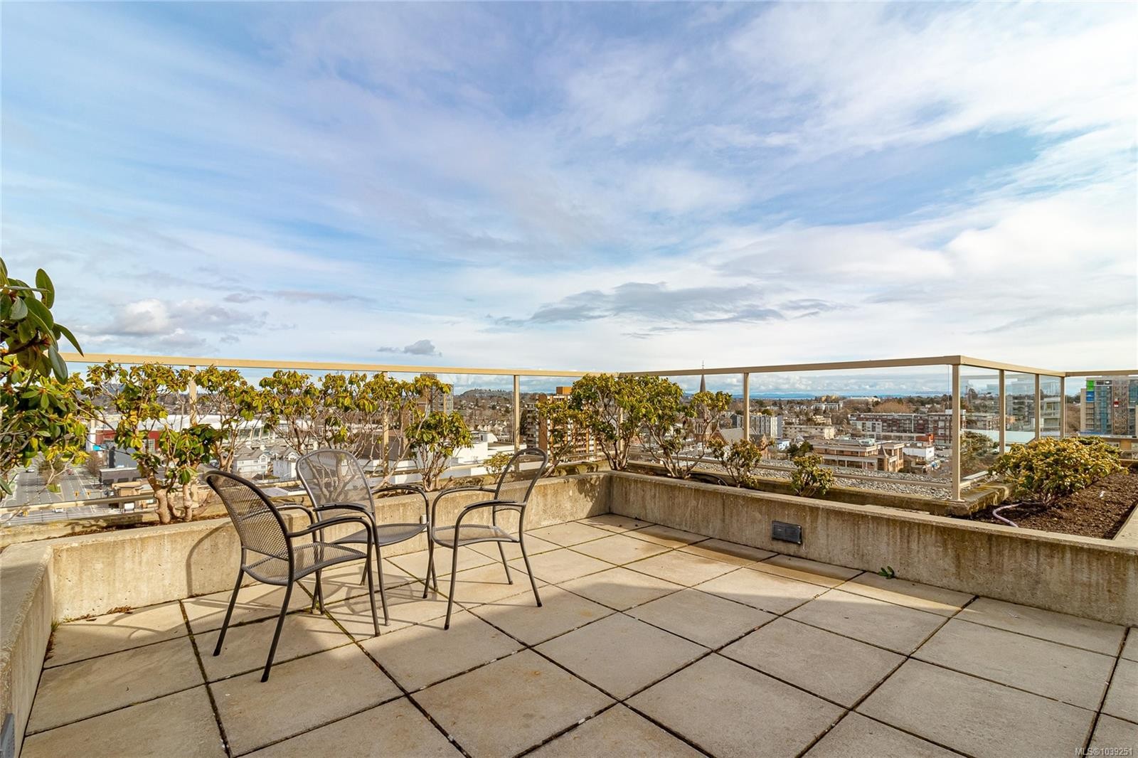 #204-760 Johnson St, Victoria, BC