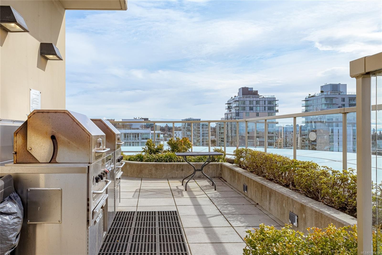 #204-760 Johnson St, Victoria, BC