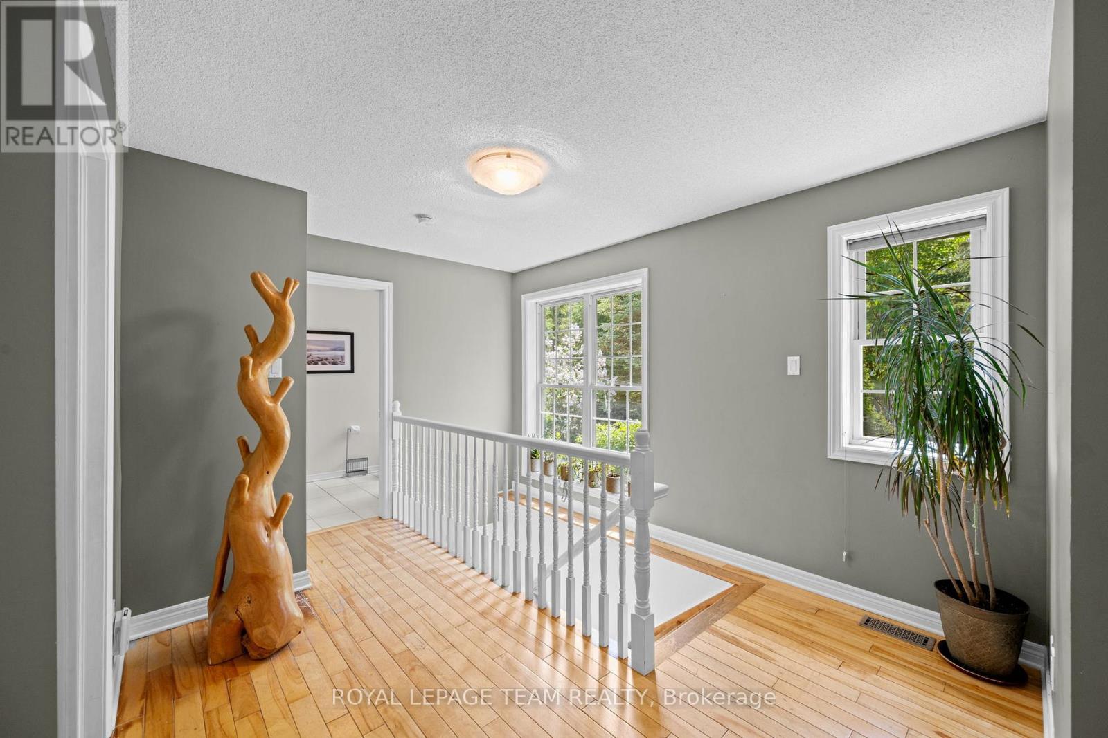 5040 Stonecrest Road, Ottawa, ON - Indoor Photo Showing Other Room