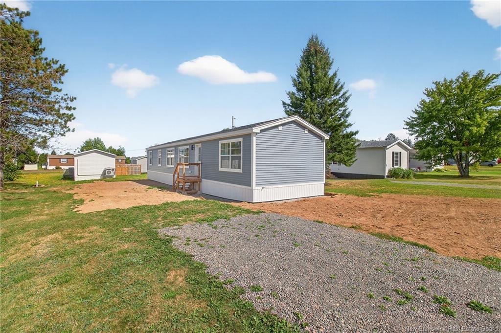 13 Condon Cres, Lakeville, NB