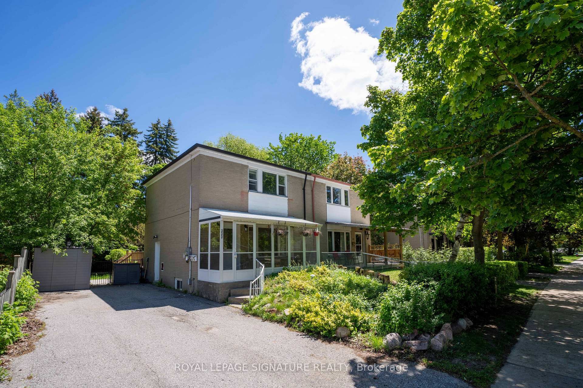 333 Neal Drive, Richmond Hill, ON