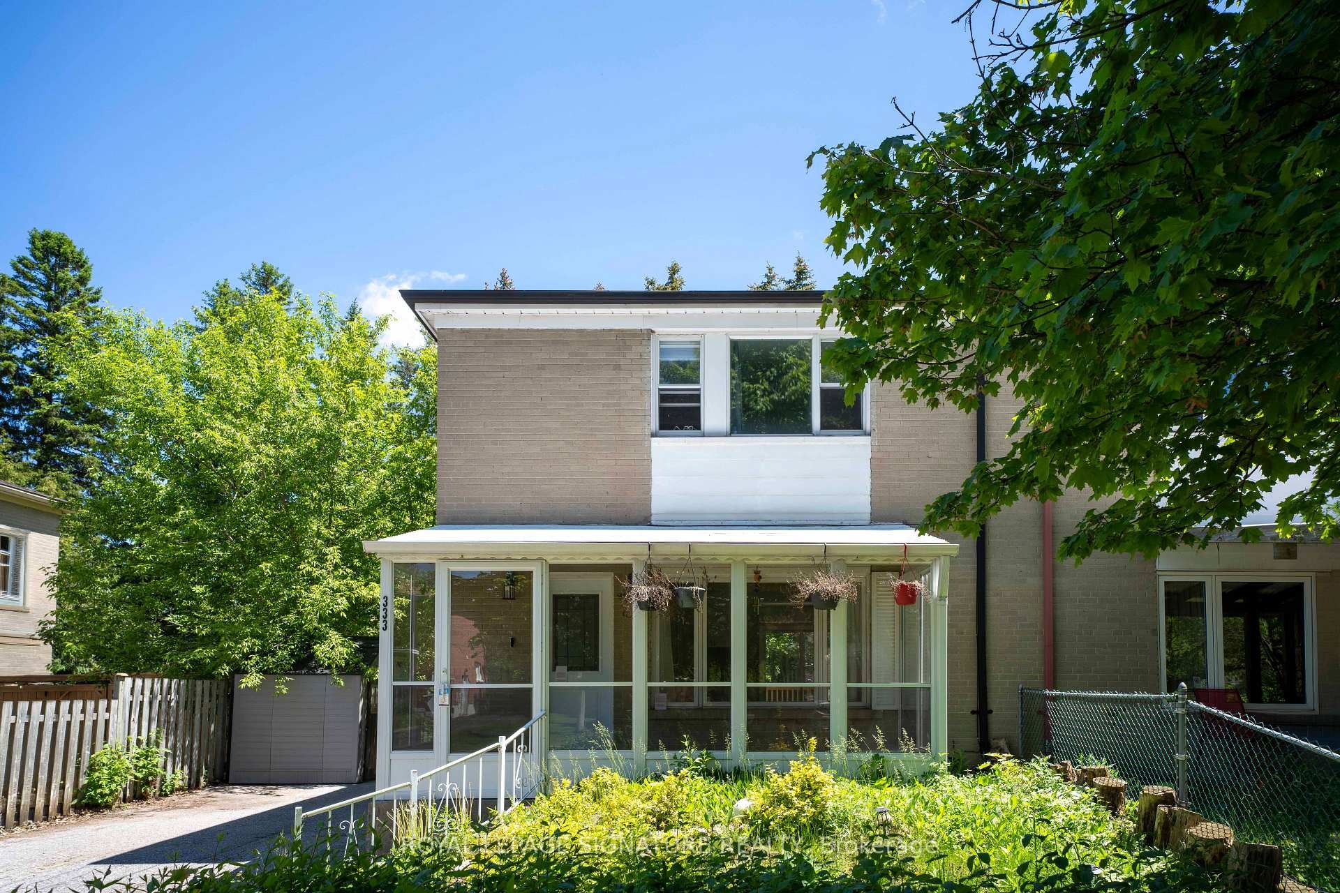 333 Neal Drive, Richmond Hill, ON